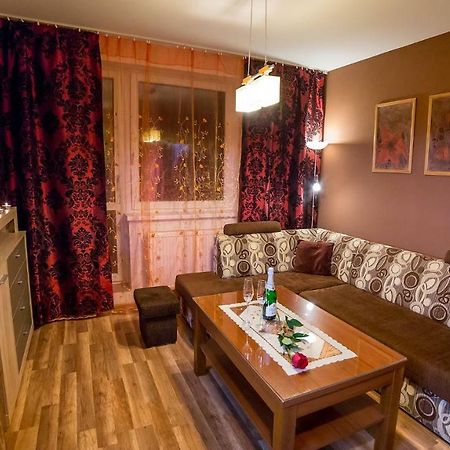 Апартаменты High Tatras - Patris 27 Татранска-Штрба Экстерьер фото